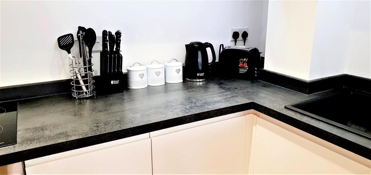 Cliftonville Heights - 2 Bed Home Away From Home Northampton Dış mekan fotoğraf